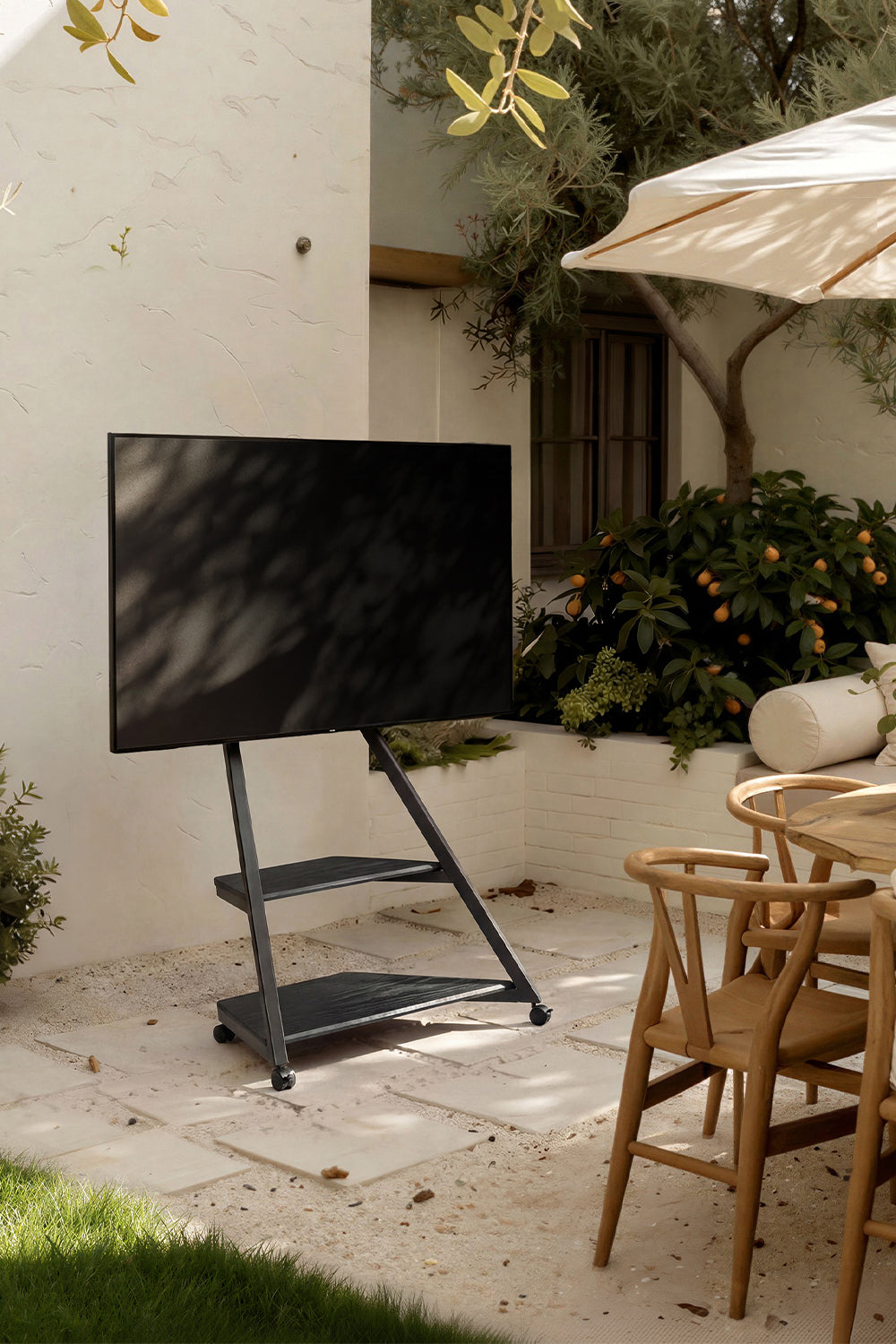 Eiffel tragbarer Outdoor-TV-Ständer FITUEYES
